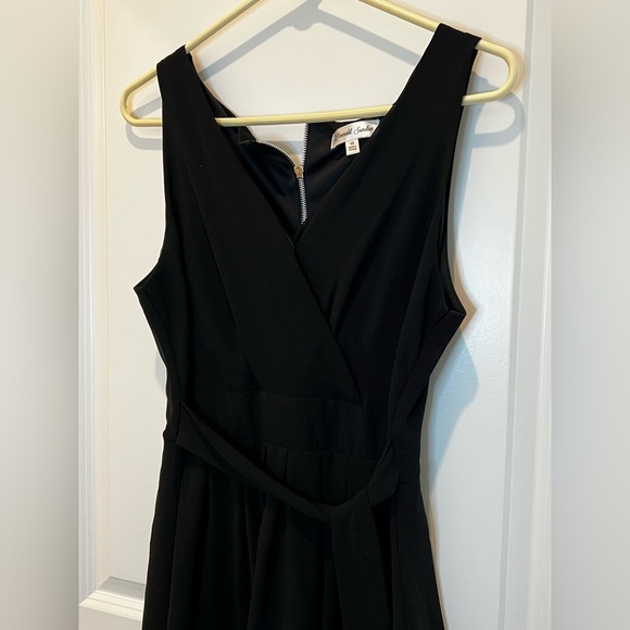 Emerald Sundae Black Fit and Flare Sleeveless Dress Juniors Size 13 - Picture 3 of 10